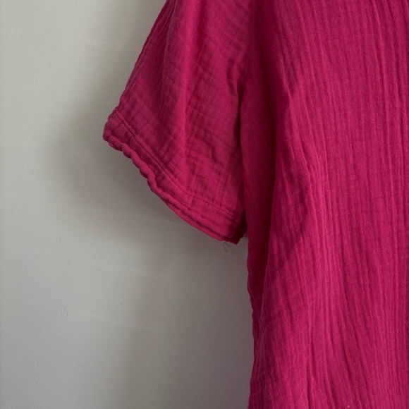 Old Navy Crinkle Gauze Button-Down Short Sleeve Shirt - Picture 7 of 11